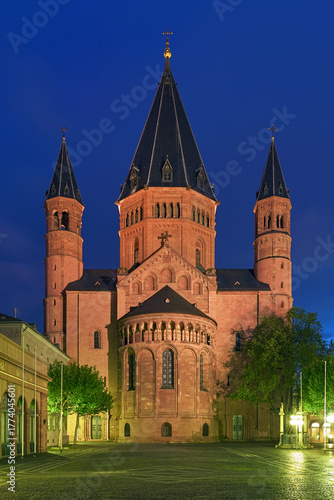 Mainz, Germany. Eastern facade of Mainz Cathedral or St. Martin's Cathedral in dusk. The cathedral was founded in 975-976.