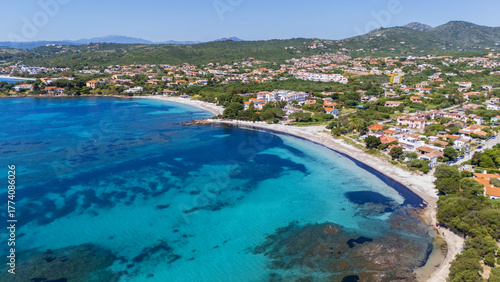 Foto Spiaggia Mare Rocce, Pittulongu, Olbia
