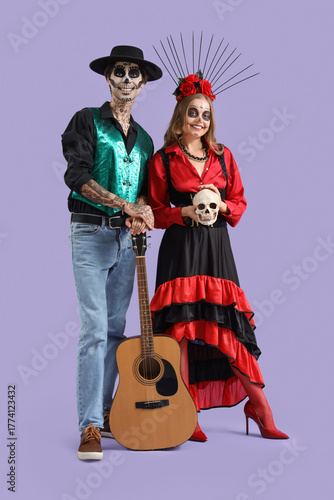 Young happy couple dressed ...
