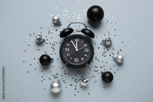 New year's eve countdown wi...