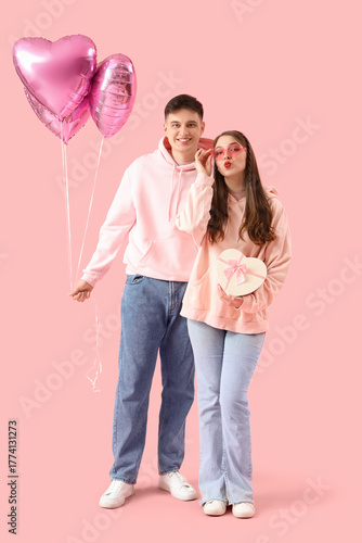 Young couple in love with b...