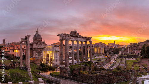 Fotografija Roman Forum Panorama during sunrise