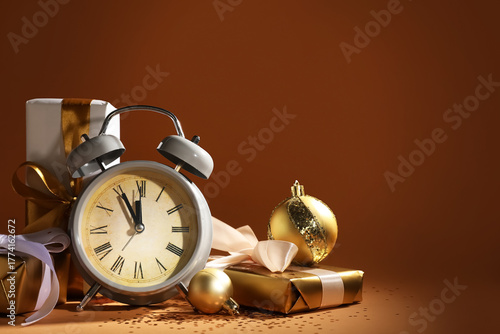 New year's eve countdown wi...