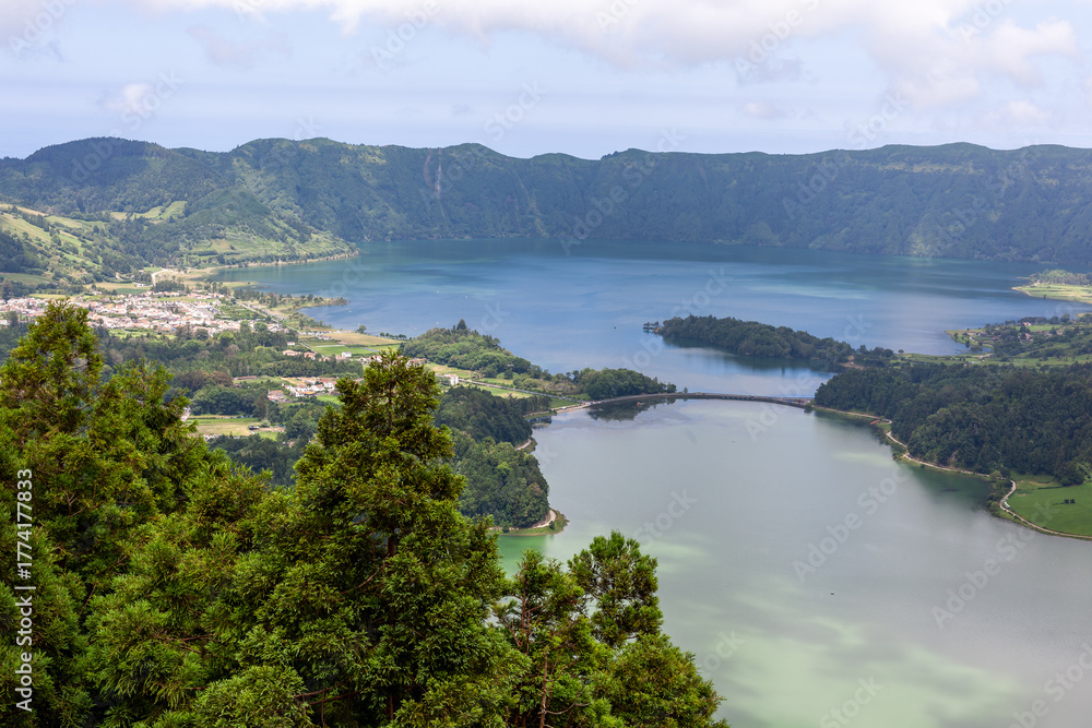 Obraz premium Scenic view of Sete Cidades crater lake and village in Sao Miguel, Azores, Portugal.