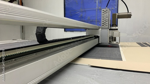 Quadro su tela Precision fabric cutting with automated machine for textile manufacturing and ga