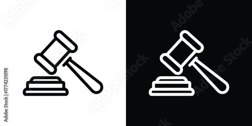 Outline Gavel Striking Soundboard on Transparent Background Design