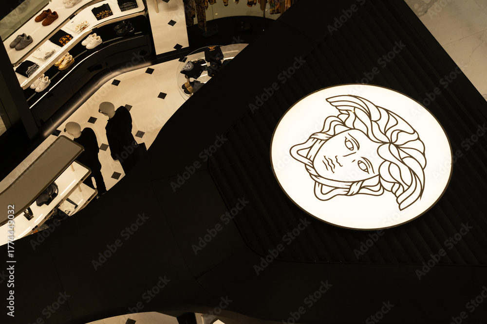 1000_F_1774449032_sM4sYOOTvmzJ