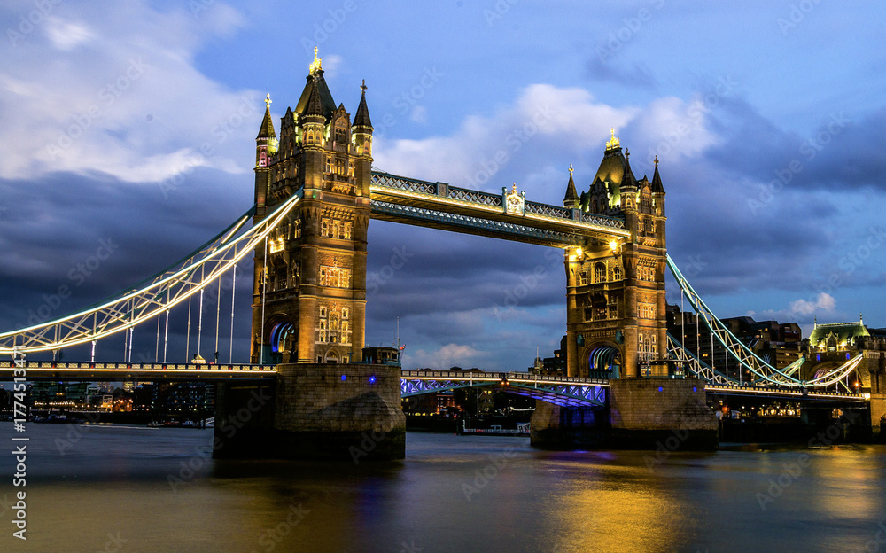 Fototapeta premium London, England, UK. Tower Bridge