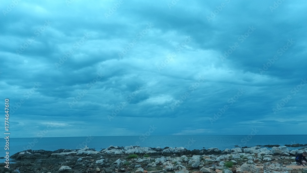 Fototapeta premium Overcast of clouds intensive nature form.