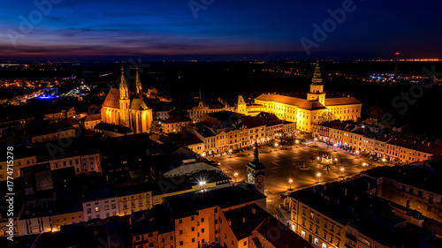 Fototapeta Naklejka Na Ścianę i Meble -  Kroměříž castle at night
