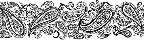 Bild auf Leinwand Intricate black and white paisley border design evokes timeless elegance and exotic allure, perfect for decorative accents and textile patterns