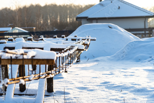 Obraz na płótnie Laying the reinforcement for the foundations, the reinforcement is hung on wooden trestles