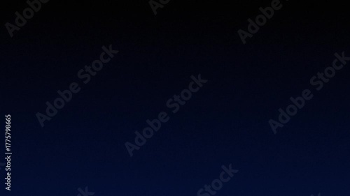 ご視聴いただきありがとうございます。グリッジ演出のエンディングタイトル