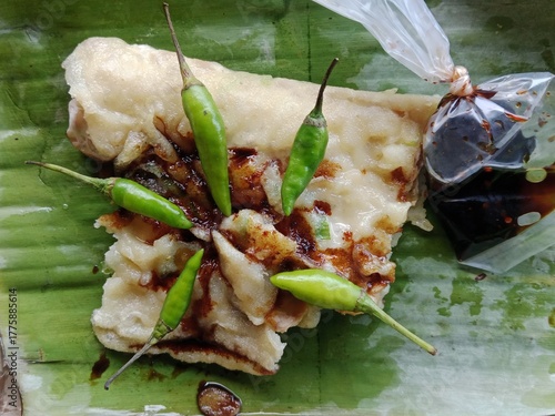 Indonesian fried tempeh and vegetables (MENDOAN)