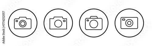 Camera icon vector. photo camera sign and symbol. photography icon.