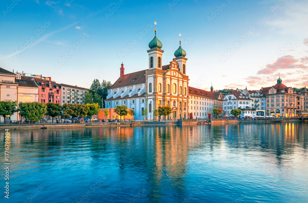 Naklejka premium lucerne, lucerne, switzerland, sightseeing, alps, architecture, attraction, bridge, center, chapels, europe, famous, historic, history, iconic, lake, landscape, mountain, panorama, picturesque, postca