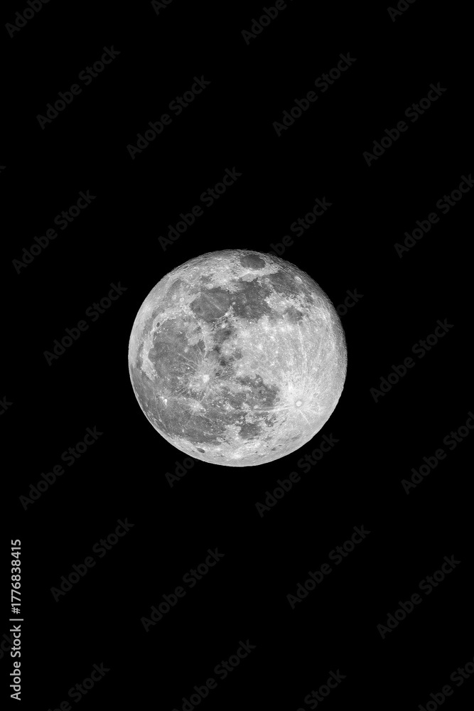Obraz premium Full Moon, Empty Space