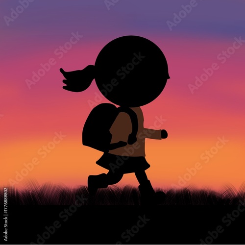 夕焼け空を背景にしたシルエットイラスト：学生（ランドセルの子ども）