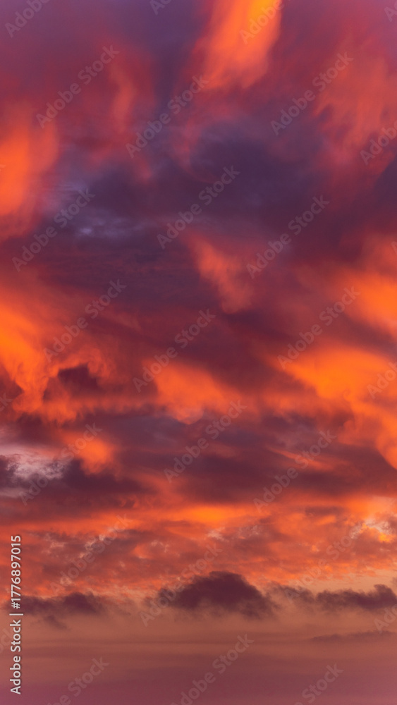 Fototapeta premium Colorful clouds during the sunset