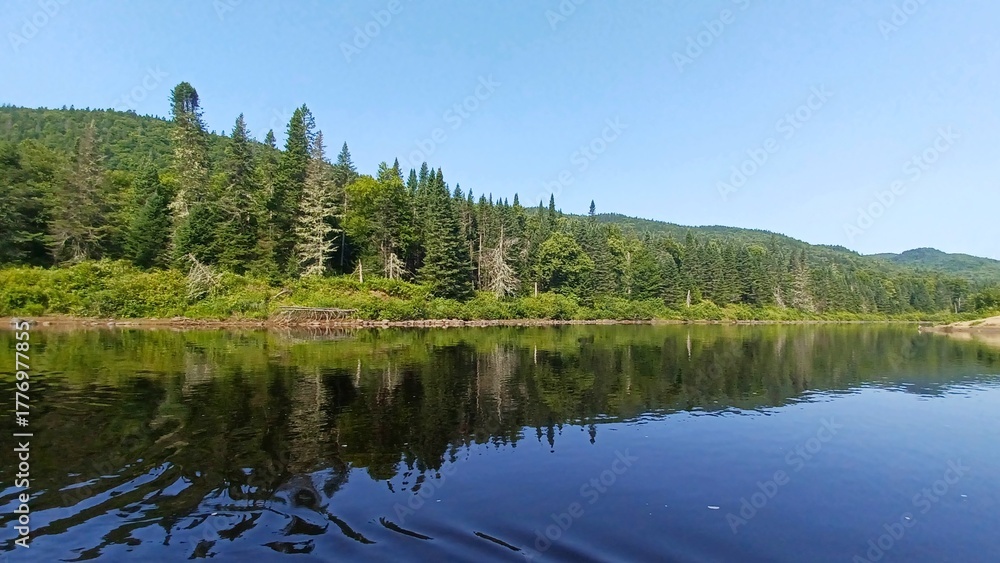 Fototapeta premium Jacques Cartier lake in Quebec