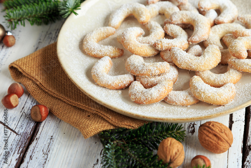 Selbstgemachte Vanillekipferl wie von oma