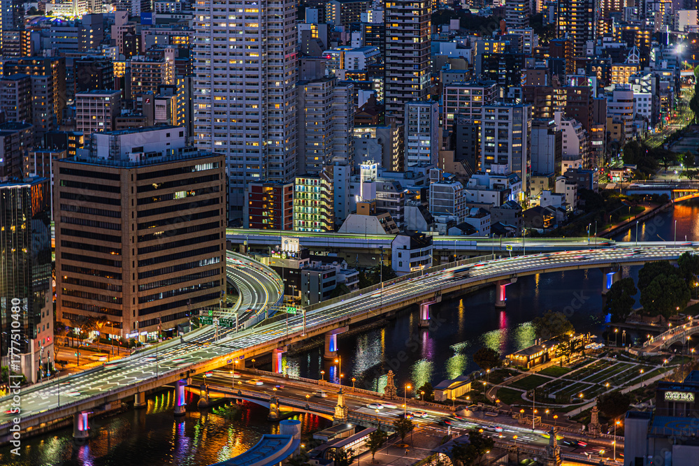 Fototapeta premium 都市夜景