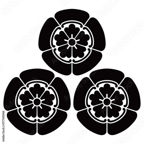 家紋です。三つ盛五瓜といいます。