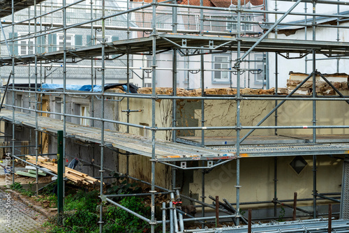 Abriss oder Sanierung eines Wohnhauses