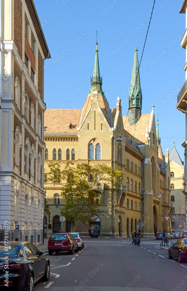 Fototapeta premium View towards First Unitarian Church from Hold street, Budapest, Hungary.