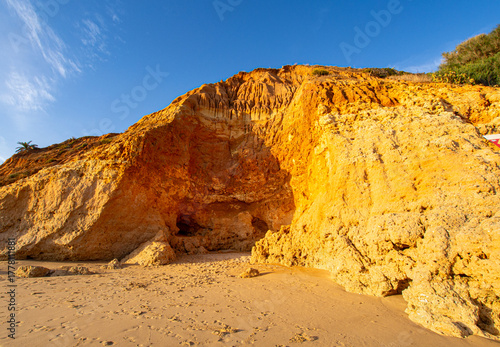 Bizarre Gesteine in der Algarve