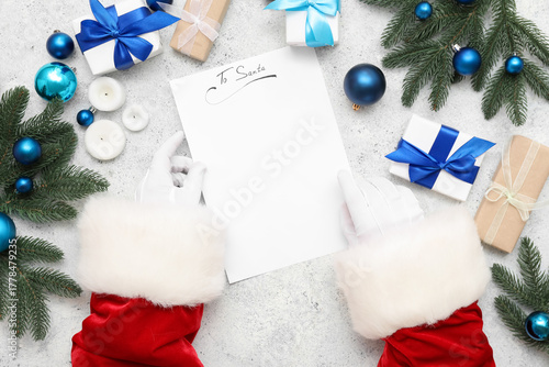 Santa hands with blank lett...