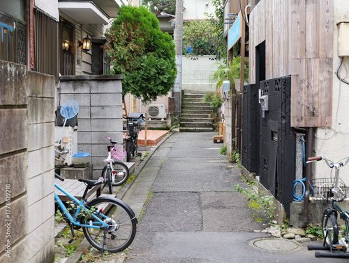 池尻大橋の路地裏の情景