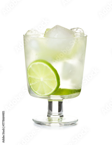 Refreshing caipirinha cockt...