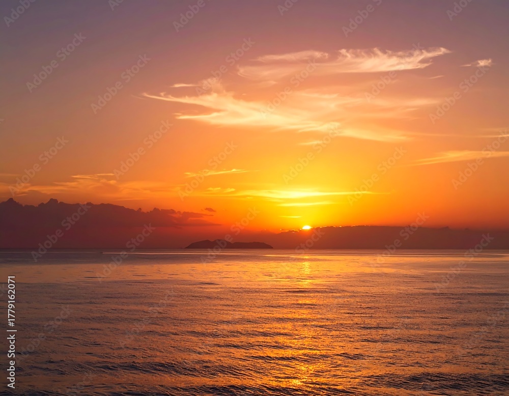 Obraz premium Sunrise over the Ocean