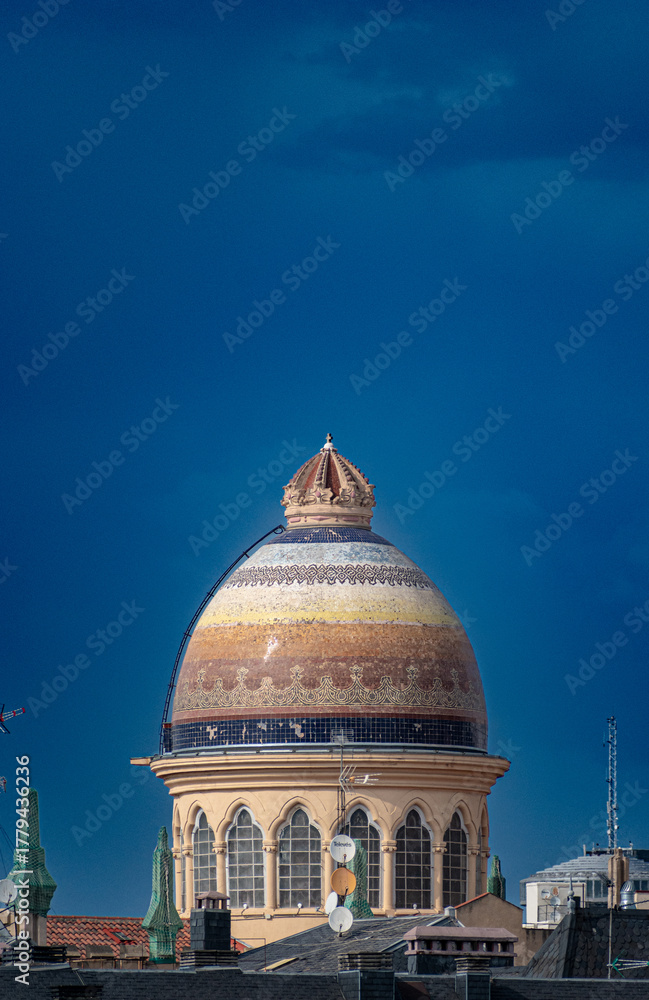 Obraz premium basilica in madrid 