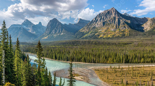 Goats and Glaciers Lookout in autumn on the Icefields Parkway - Jasper National Park	