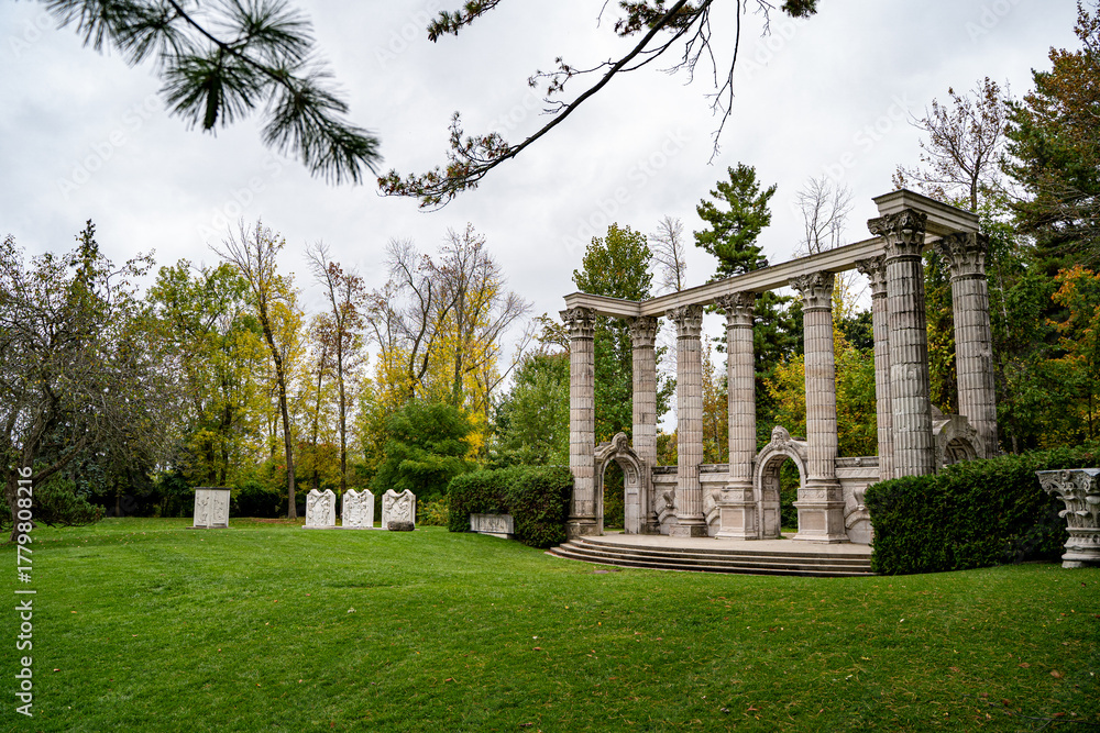 Fototapeta premium View of Greek Theatre columns and stage at Guild Park and Gardens in Scarborough.