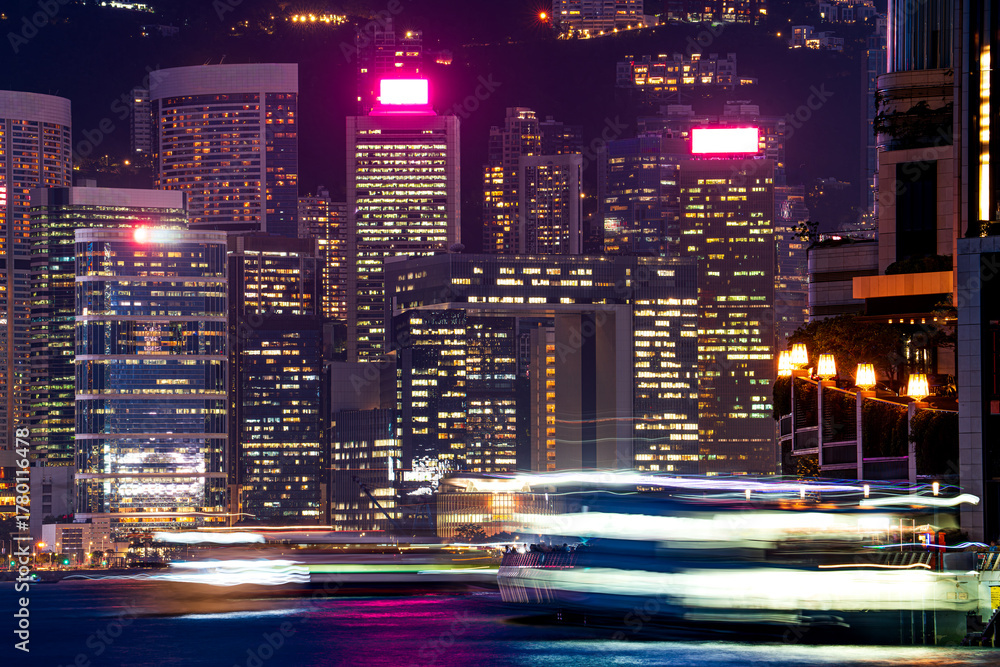 Fototapeta premium Hong Kong island landscape at night time