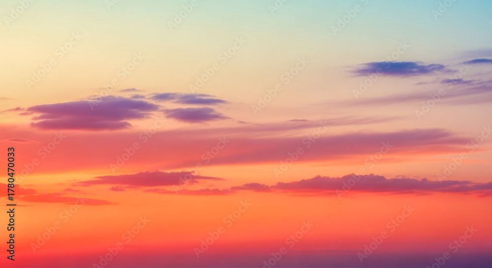 Fototapeta premium Beautiful colorful sunset sky with clouds for concept of nature, hope, or dramatic background