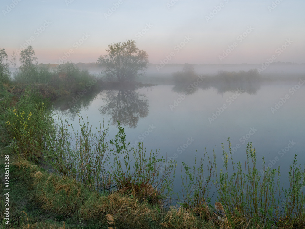Fototapeta premium misty morning on the river