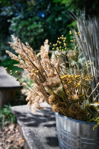 A bouquet of dried rural plants.