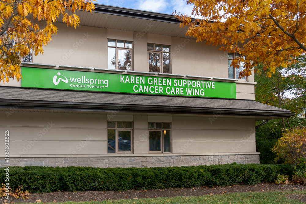 Fototapeta premium Toronto, ON, Canada - November 6, 2025: Wellspring Cancer Support Karen Green Supportive Cancer Care Wing building at Sunnybrook Hospital in Toronto. 