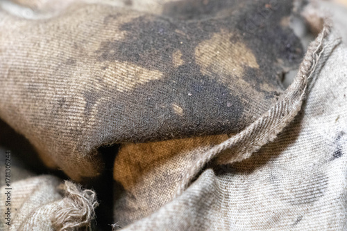 Fotografía Close up photo of an old oily rag