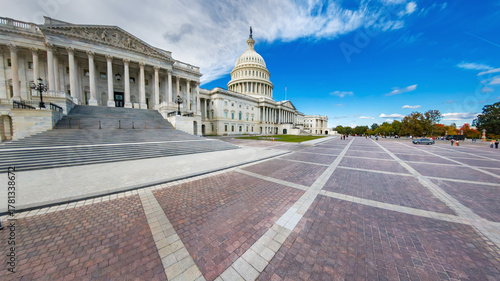 Wide-angle view of Capitol Hill architecture without crowds