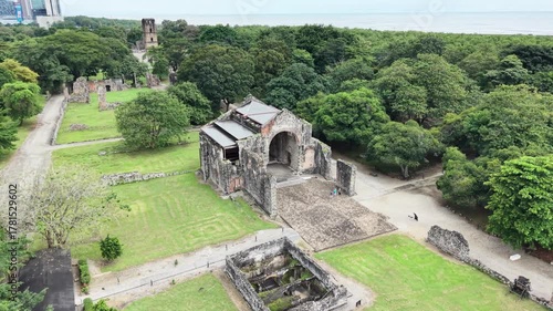 old house in the village panama la vieja