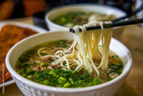 A bowl of fragrant and delicious Lanzhou beef noodles