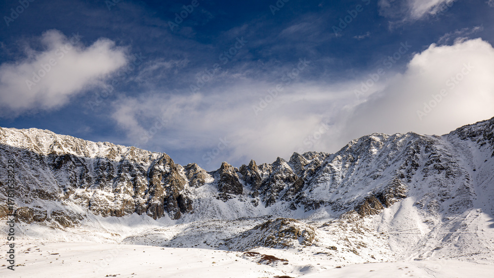 Obraz premium Winter mountain landscape