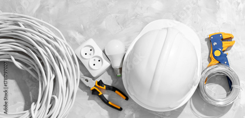 Hardhat, cables and constru...