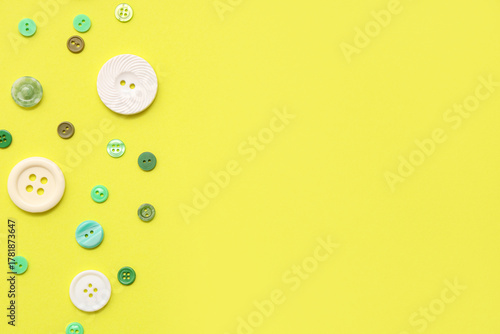 Different buttons on yellow...