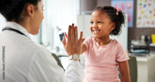 Bild auf Leinwand High five, doctor or girl in office for consultation, praise courage or calm behavior in appointment